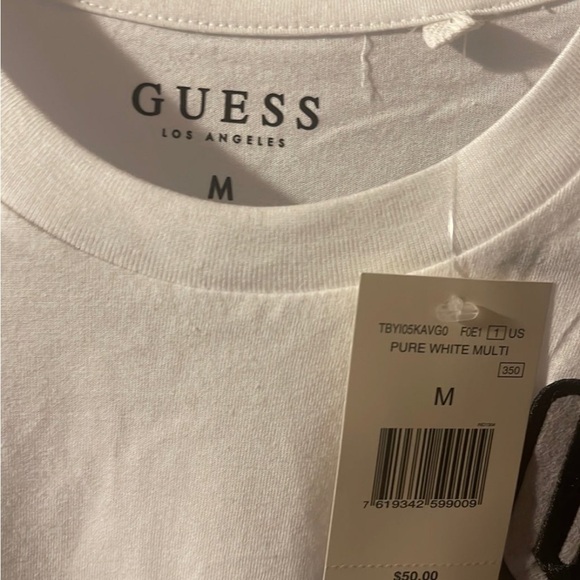 MENS Guess tshirt - Picture 3 of 3